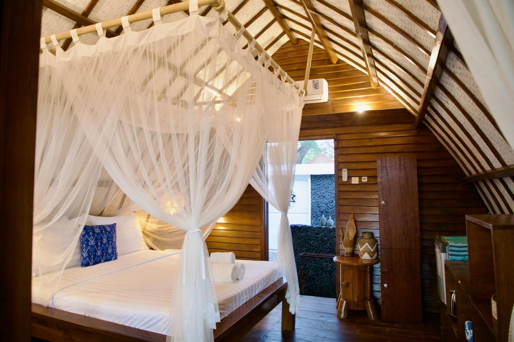 Villa Sunset Beach Gili Trawangan Luaran gambar