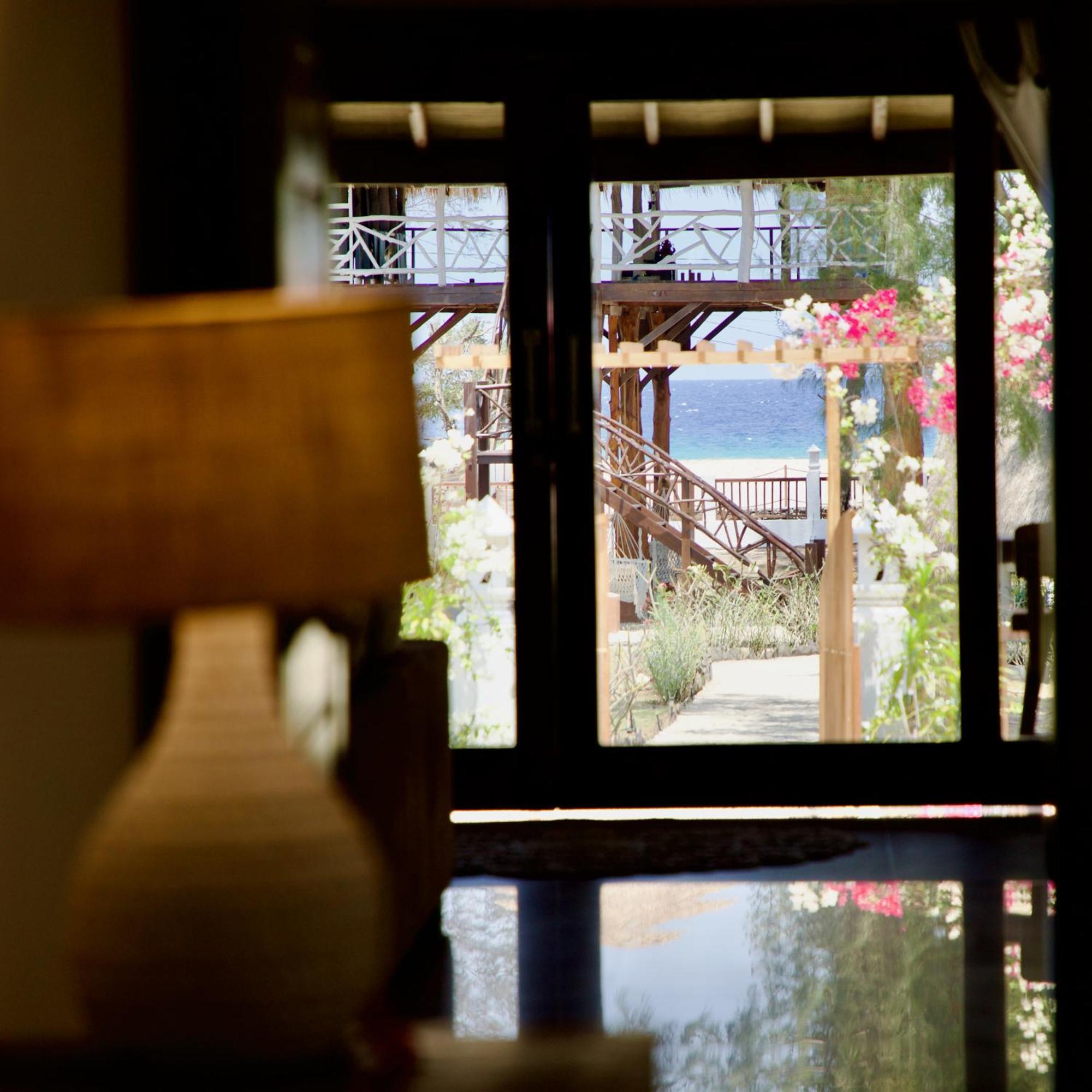 Villa Sunset Beach Gili Trawangan Luaran gambar