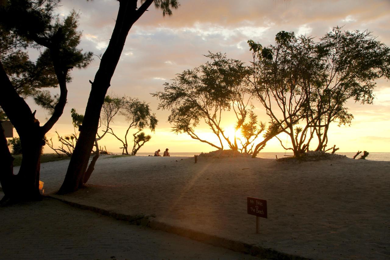 Villa Sunset Beach Gili Trawangan Luaran gambar